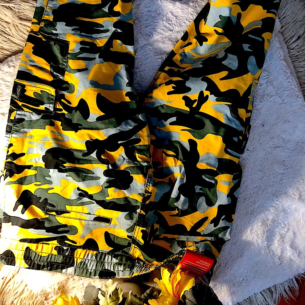 VIP Jeans - Picture 3 of 3